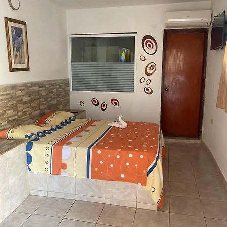 Hotel Brisas Del Mar 2022 Catia La Mar Extérieur photo