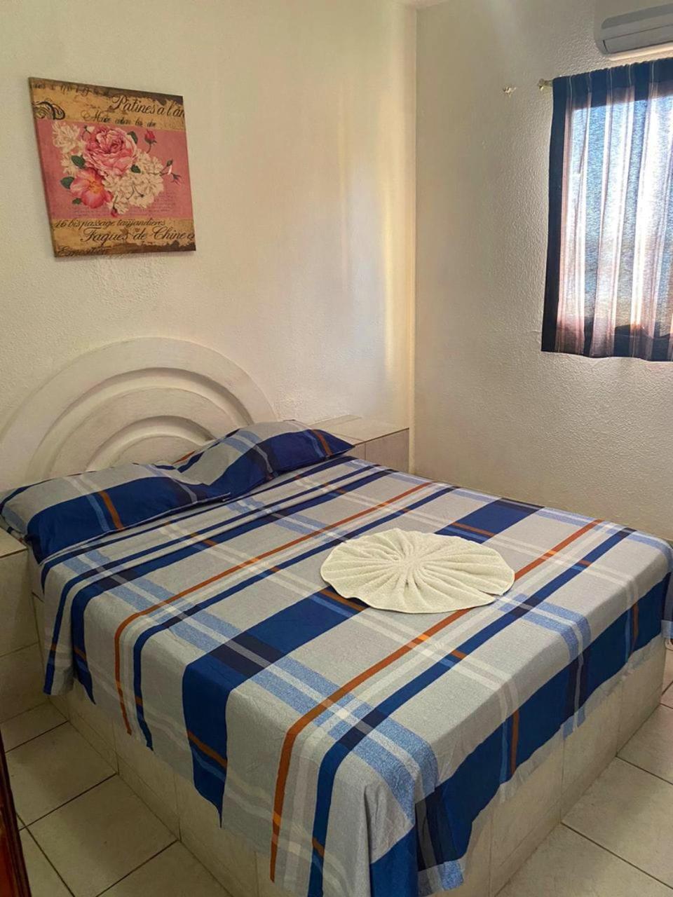 Hotel Brisas Del Mar 2022 Catia La Mar Extérieur photo